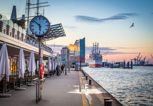 Von der Kieler Woche über Hamburg nach Berlin